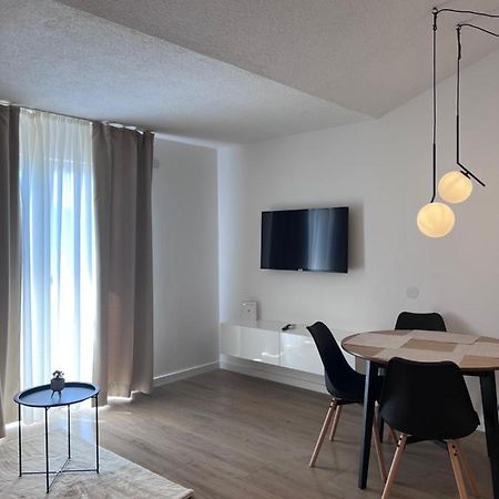 Apartment Nadalina Рогозница Экстерьер фото